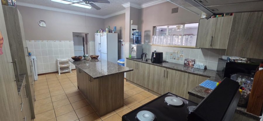 4 Bedroom Property for Sale in Hadison Park Northern Cape